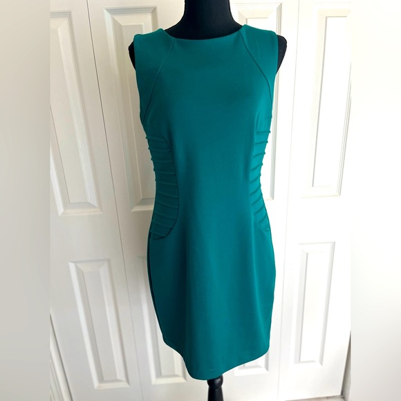 NWT •SPENSE• CoolTeal Stretch Sleeveless Dress || SIZE 8 || Made to Layer - Picture 1 of 4